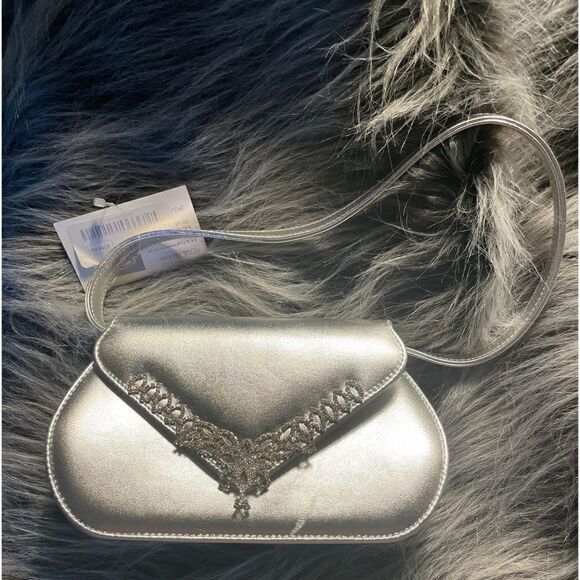 STUART WEITZMAN Mini Delilah Metallic Silver Purse with Rhinestones NWT/ Leather - Picture 2 of 9